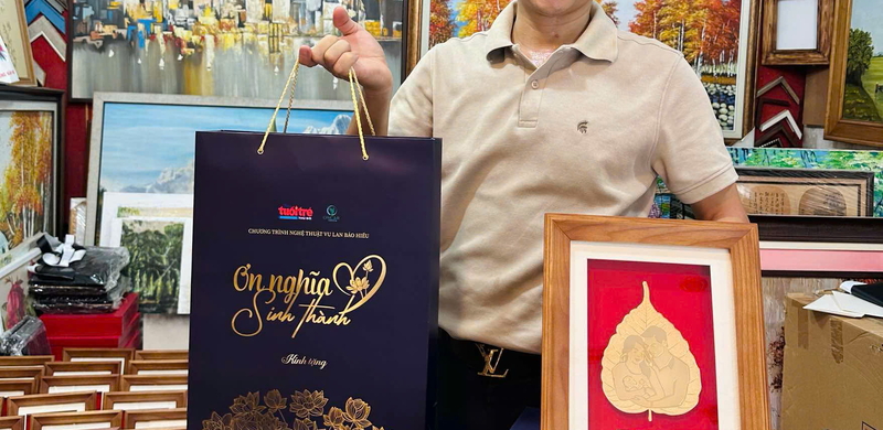 Khách hàng