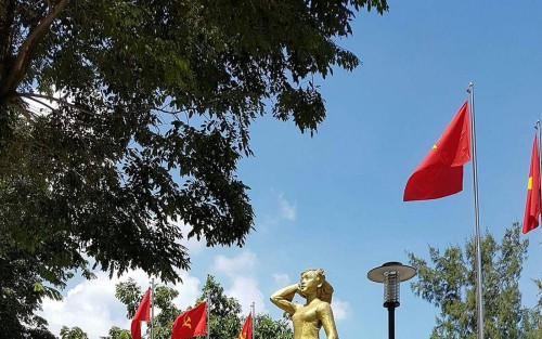 Hình Tượng Nữ Anh Hùng Võ Thị Sáu Trong Tâm Thức Dân Tộc