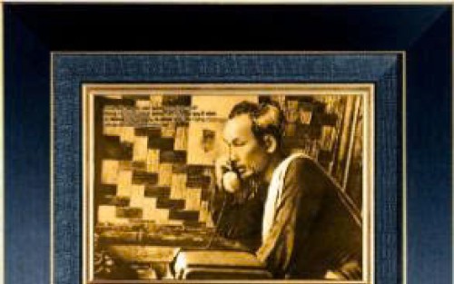 Tranh Bác Hồ Bằng Đồng – Nghệ Thuật & Ý Nghĩa