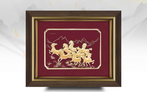 Bộ Sưu Tập Tranh Ngựa "Mã Đáo Thành Công" Dát Vàng: Quà Tết Bính Ngọ 2026 Đẳng Cấp