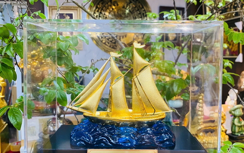 Thuận Buồm Xuôi Gió Mạ Vàng Mix Ngọc: Quà Tặng Doanh Nhân