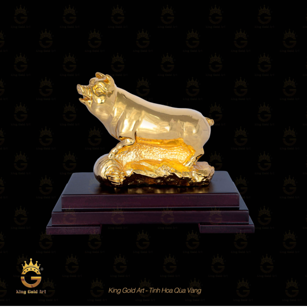 Tượng Heo Vàng – Biểu Tượng May Mắn Của Quý Linh Tuổi Hợi