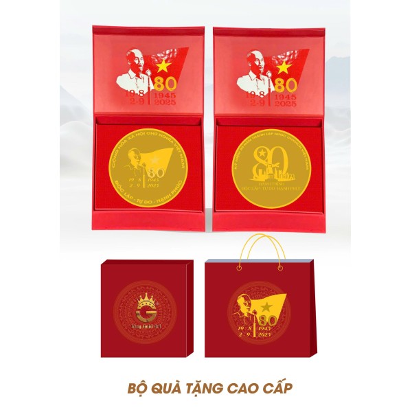 8000 biểu tượng chào mừng 80 năm Cách mạng tháng 8 và Quốc khánh 2/9