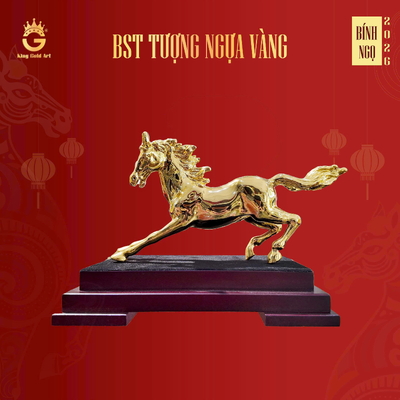 Tượng ngựa vàng tài lộc mẫu 4