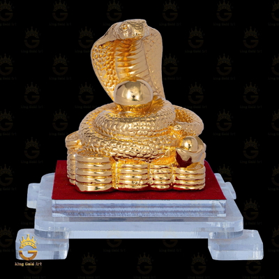 Tượng Rắn Phong Thủy Hổ Mang Ngậm Ngọc Mạ Vàng Đế Trong Suốt