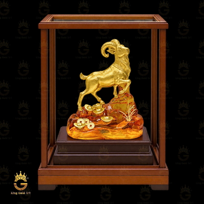 Tượng Dê Sơn Dương Mạ Vàng Đứng Trên Núi vàng Đế Hổ Phách