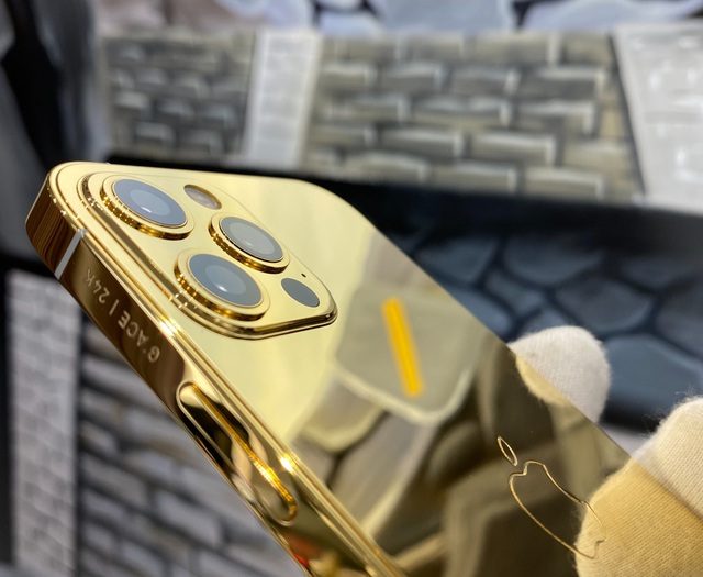 mạ vàng 24k iphone 12 pro