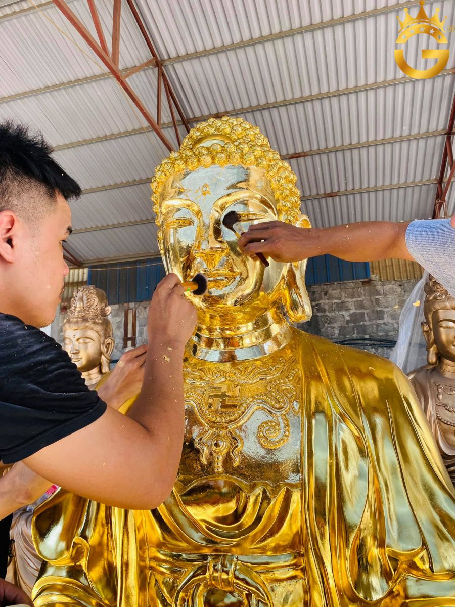 Kỹ thuật dát vàng 24K trên bề mặt tác phẩm nghệ thuật